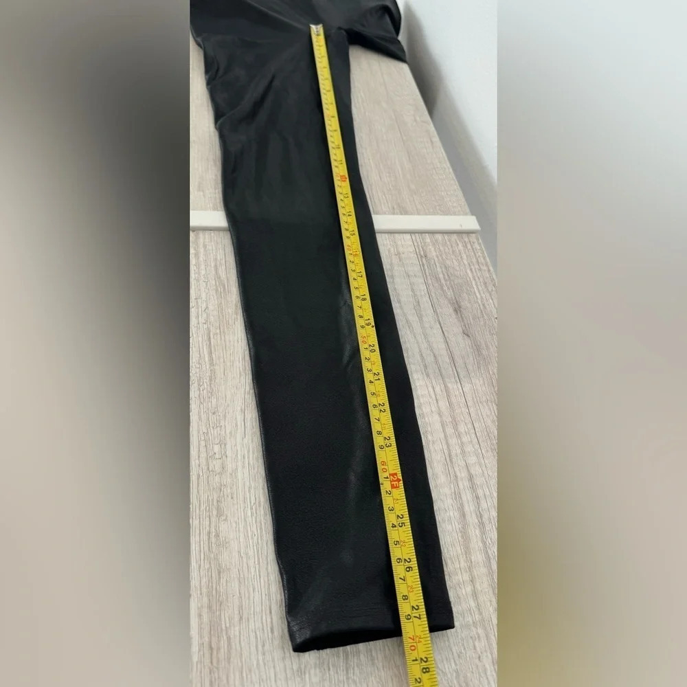 SPANX FAUX LEATHER LEGGINGS Black Ankle Length Size Large Power Waistband - Picture 8 of 10